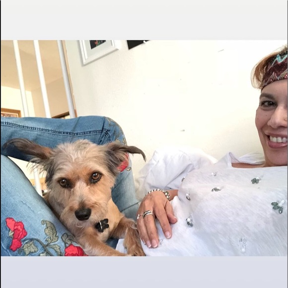 LIKE THIS POST TO GET NOTIFIED WHEN I GO LIVE. Hi I’M TRACI Posh Ambassador 5⭐️ - Picture 4 of 10